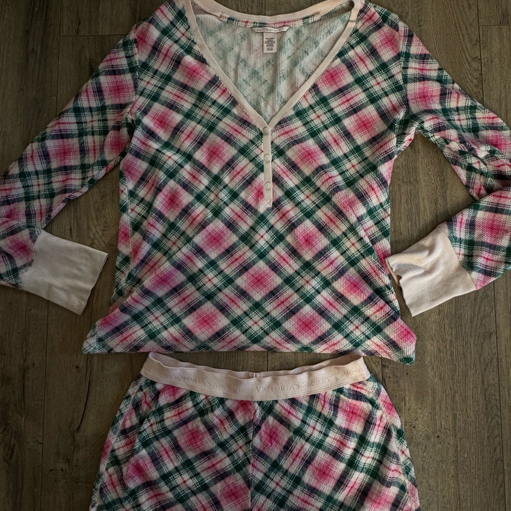Victoria's Secret Pink and Green Plaid Pajama Set